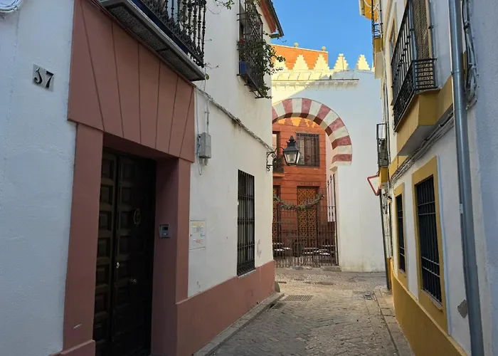 Апартаменти Noches De *